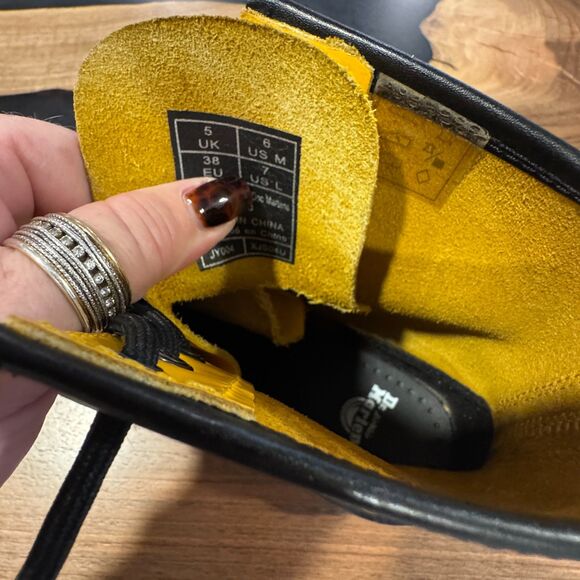 Doc Marten Dr Marten Air Ware Bouncing Soles 1460 Yellow Boots US Men 6 Ladies 7 - Picture 10 of 14